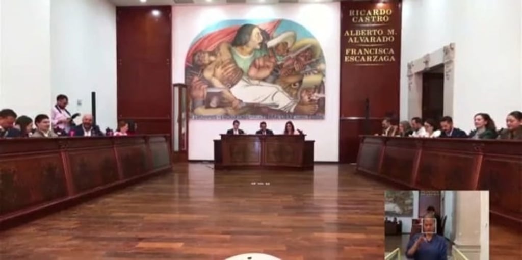 Regla. Las comisiones se integran en proporción de los votos obtenidos en el proceso electoral.