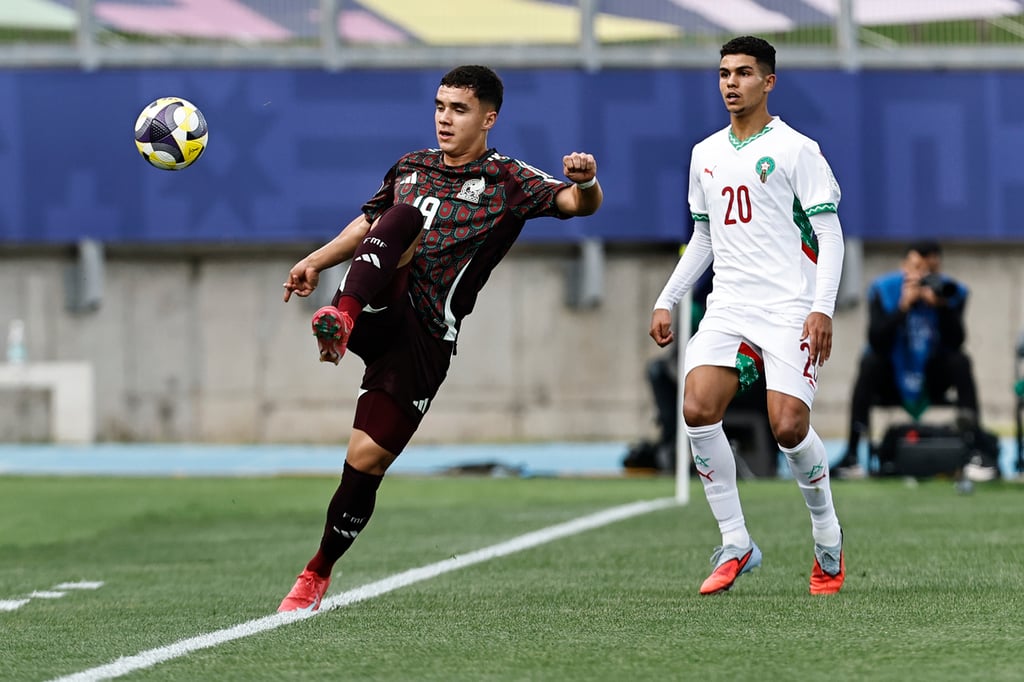 Listo. Levy  evoluciona muy bien de su lesión y se espera que pueda estar de vuelta para los Cuartos de Final en caso de clasificar.