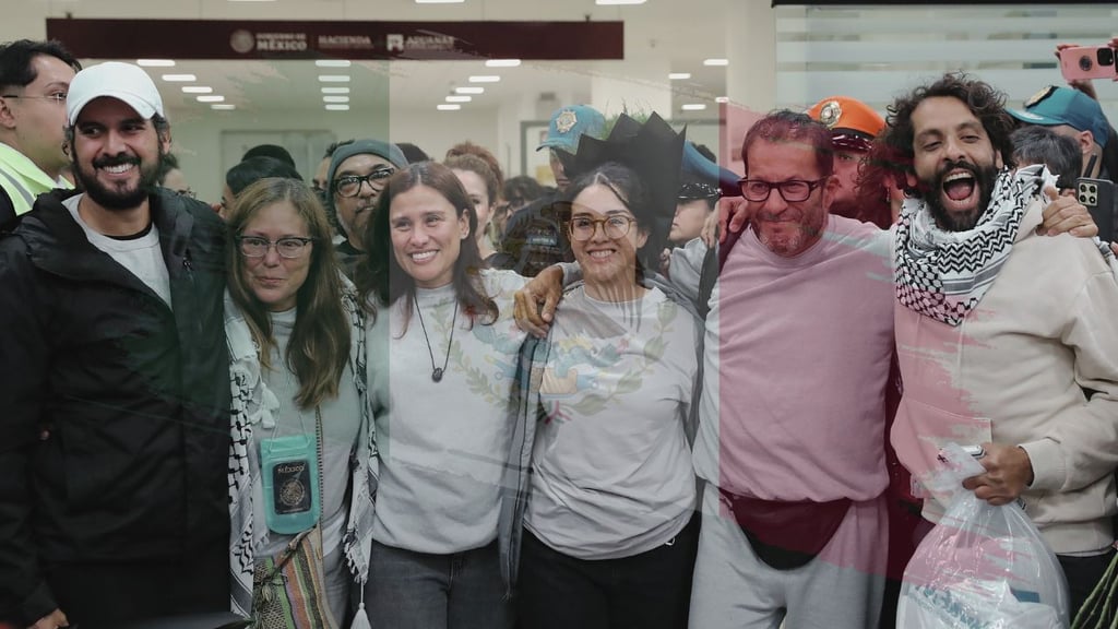 Mexicanos de la Flotilla Global Sumud detenidos por Israel aterrizan en CDMX