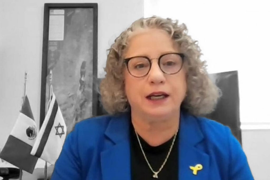 Embajadora de Israel niega maltrato a mexicanos y 'mucho menos al embajador'; responde a México
