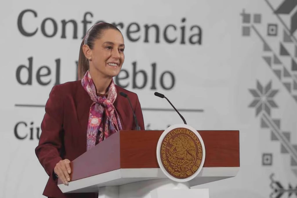 Sheinbaum ironiza sobre el PAN y MC: 'muerto el PRI, nace la alianza MAC-PAN'