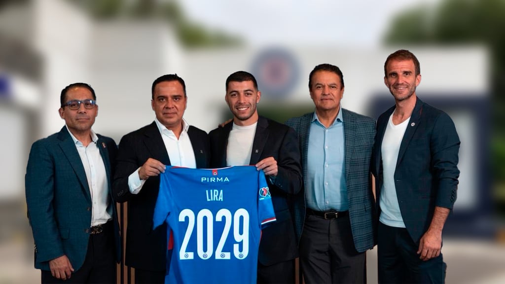 OFICIAL: Erik Lira renueva hasta 2029 con Cruz Azul, con cláusula rumbo al futbol europeo