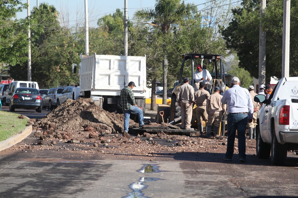Infraestructura. El gran reto en materia de eficientar el uso de agua potable radica en mejorar las instalaciones para evitar fugas.