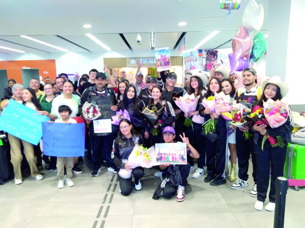 Encuentro. El grupo multidisciplinario de danza folklórica Ometeotl regresó recientemente a México después de una exitosa gira por Colombia.