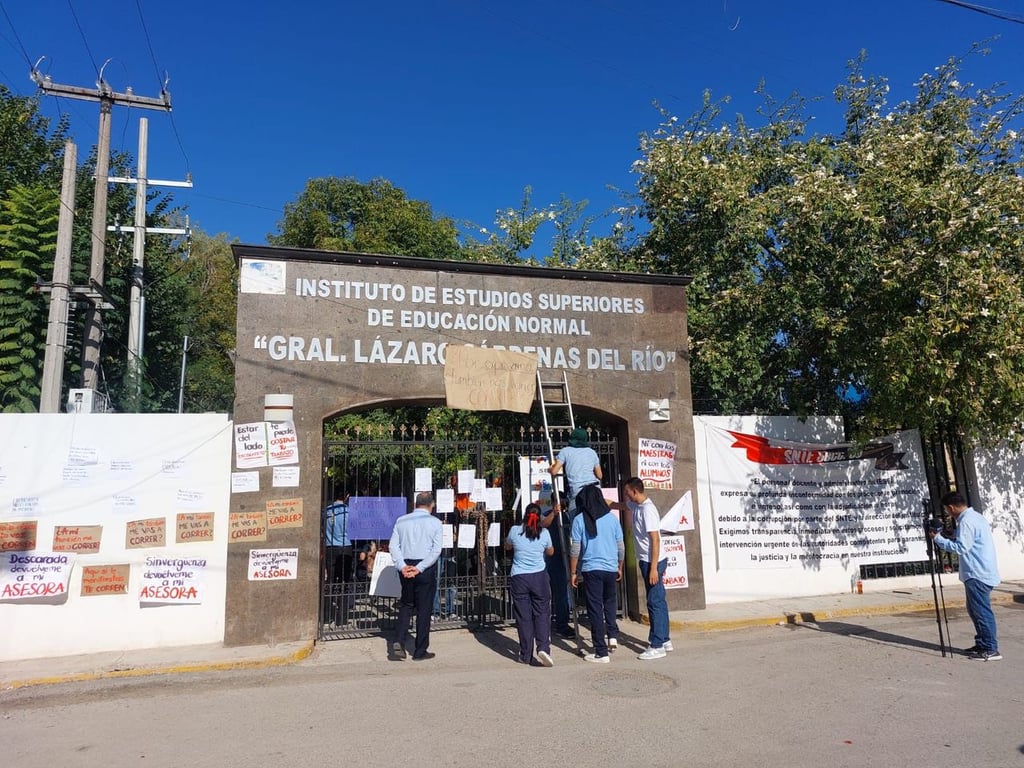 Causa. Denuncian un presunto despido injustificado de 5 trabajadoras, entre ellas 4 maestras y una administrativa.