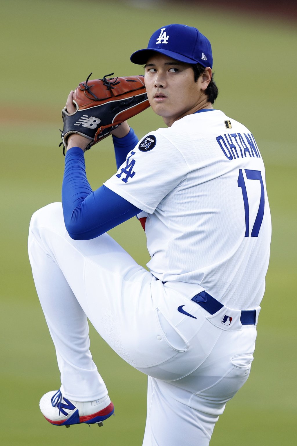 Show. Los Dodgers de Los Ángeles y los Azulejos de Toronto inician esta noche su contienda por el título de la Serie Mundial en el béisbol de las Grandes Ligas.