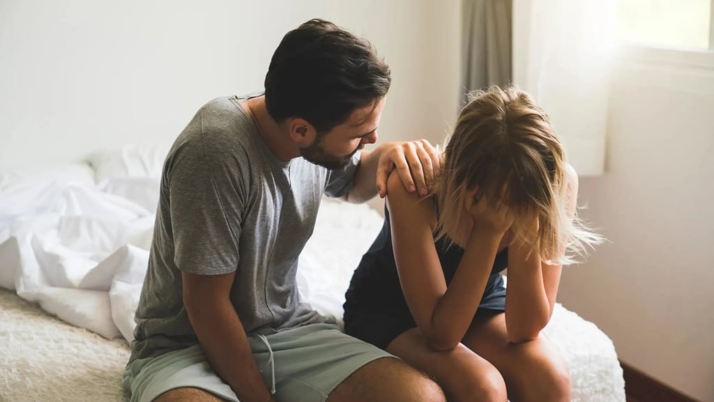 Esta regla propone equilibrar cada emoción negativa con dos gestos de cariño o empatía para fortalecer el vínculo amoroso.