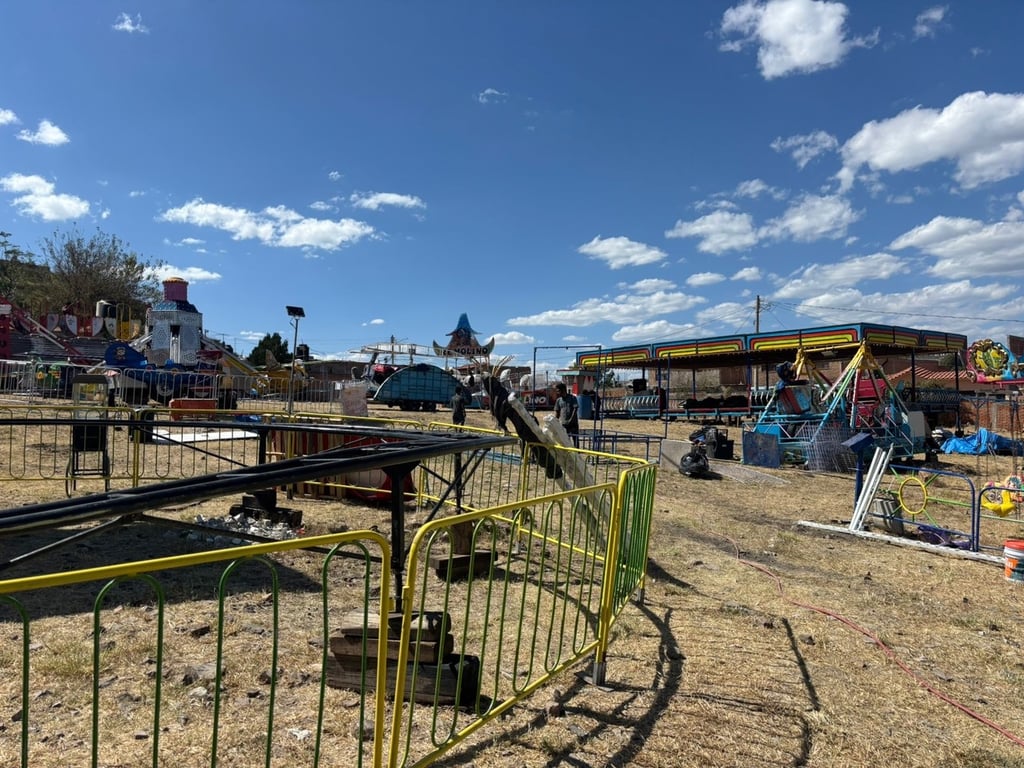 Juegos mecánicos. Se autorizó una área para la diversión de chicos y grandes.