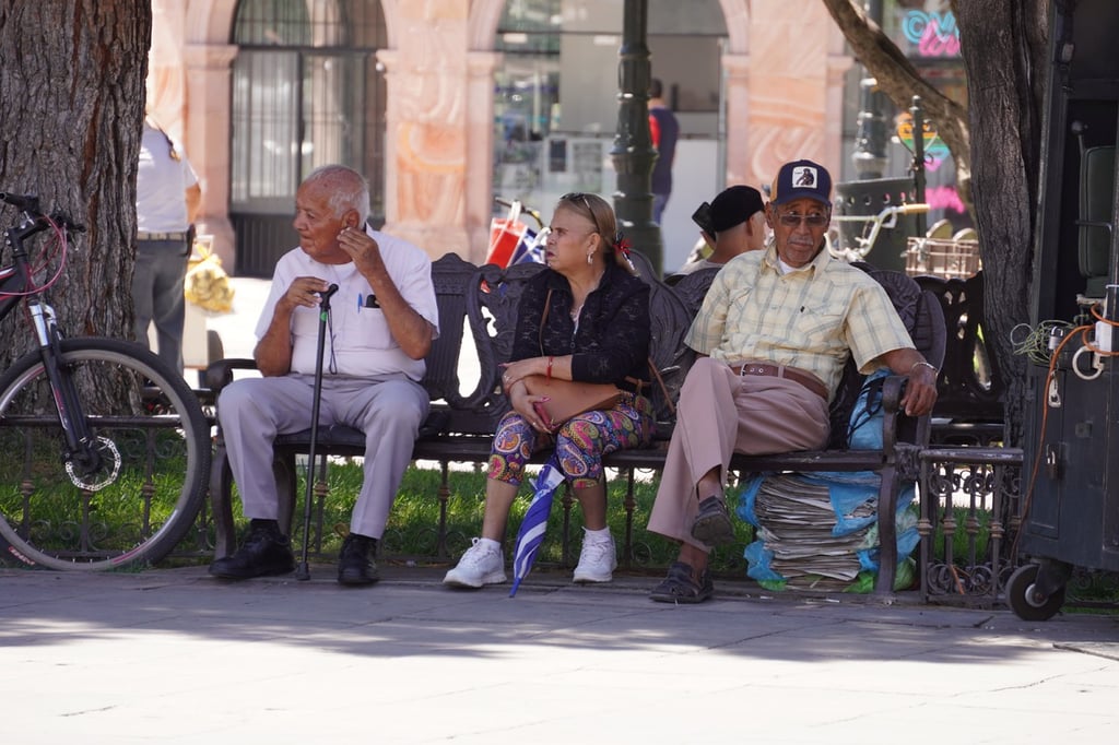 Exhorto. Las autoridades de Salud llaman a realizarse la valoración médica sobre demencia.