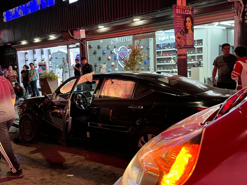 El accidente generó un ligero tráfico para el resto de los vehículos.