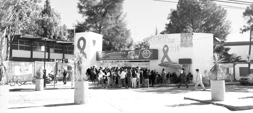 Cierres. Los CBTIs no tuvieron clases el miércoles; hubo paro de maestros pero por un solo día. Este jueves reinician labores.