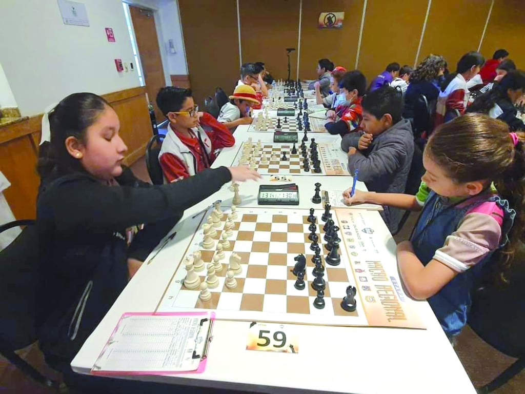 Inscripciones. Las inscripciones continúan abiertas, y los interesados pueden comunicarse a los números 618 810 6900 o 618 187 2784, o bien, visitar las redes oficiales de Unión Radio MX. 