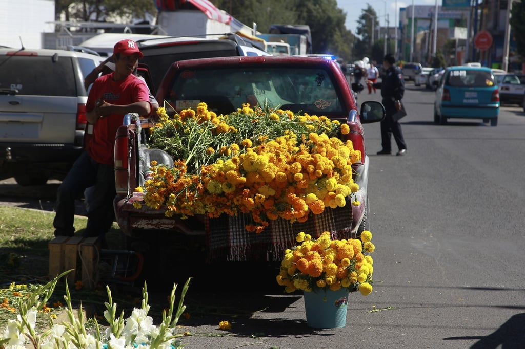 Comercio. Los permisos que se emitieron serán por tres días; para el lunes 3 de noviembre ya no deben permanecer.