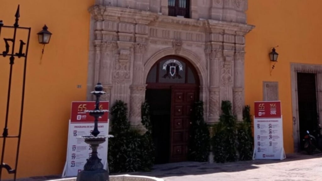 Finiquitos. Son varios trabajadores de la UJED que se han jubilado y que están a la espera de su finiquito.