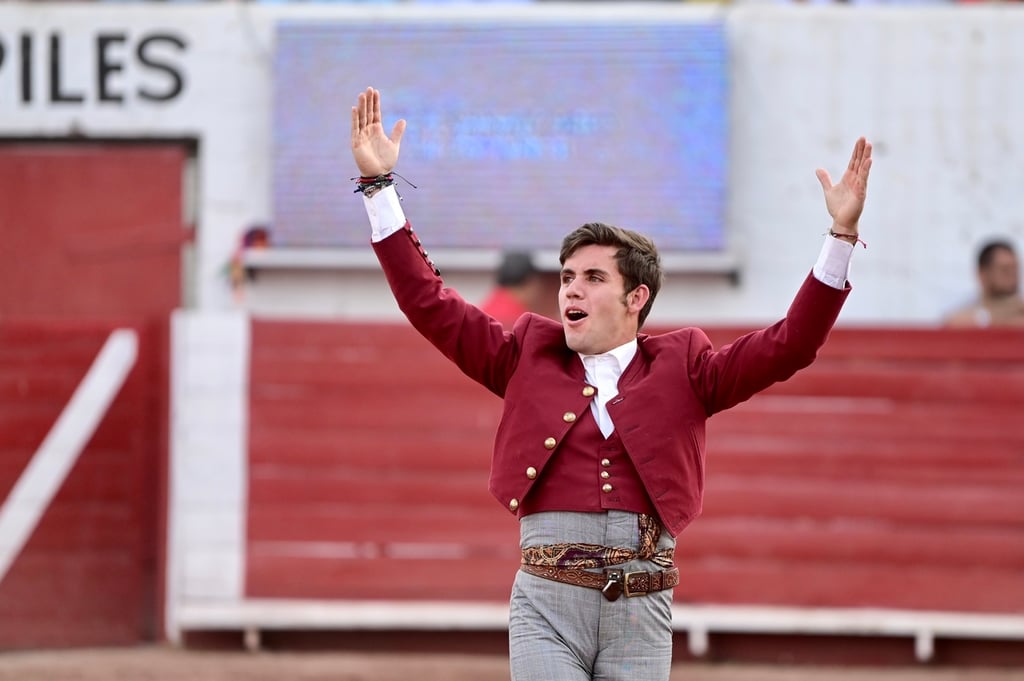 Emoción. La experiencia no se limita al ruedo, pues desde antes del paseíllo, los patios de la plaza se transformarán en verbena taurina, con música flamenca, comida típica y actividades para toda la familia.