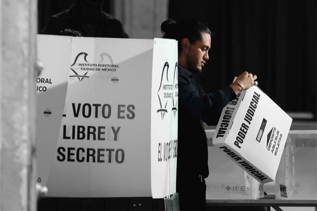 Reforma Electoral: senador del PVEM propone sancionar a quien renuncie a ser funcionario de casilla