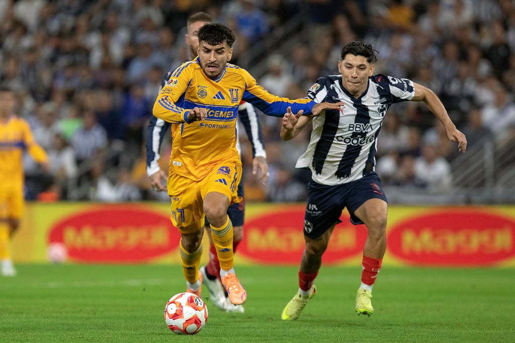 Igualada. Monterrey y Tigres empataron a un gol en el llamado Clásico Regio.