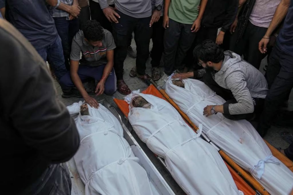 Hamas entrega tres cuerpos de rehenes israelíes