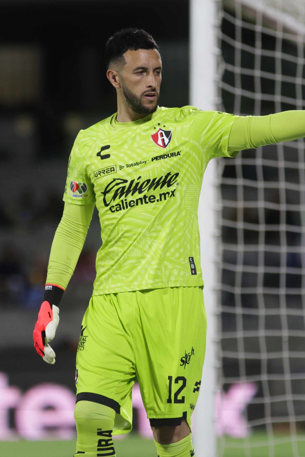 Contrato. A Camilo Vargas le quedan seis meses con Atlas.