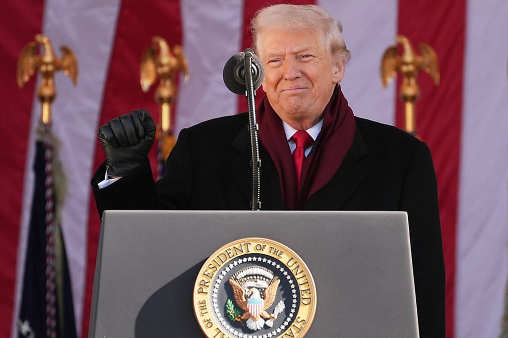 Trump honra el 'sacrificio supremo' de los militares en el Día de los Veteranos