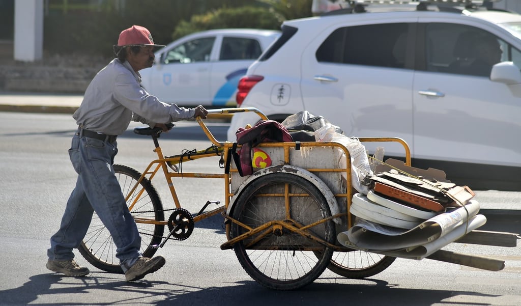 Cifra. La línea de la Pobreza por Ingreso de octubre revela que para sobrevivir una persona necesita en promedio cuatro mil 700 pesos al mes.