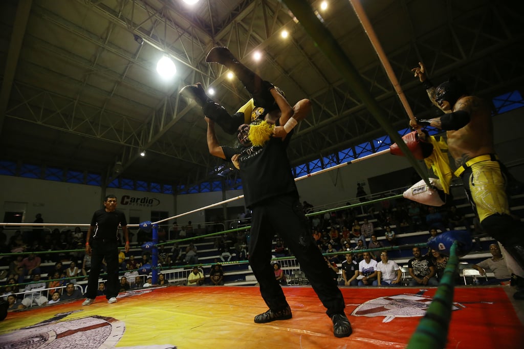 Emoción. El ya reconocido Palacio de los Combates abrirá sus puertas para recibir una función de Lucha Libre que promete sacudir la ciudad con cada caída, cada vuelo y cada grito del público.