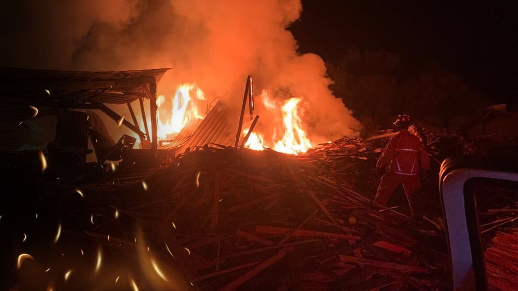 Se registra incendio en aserradero de San José de La Vinata