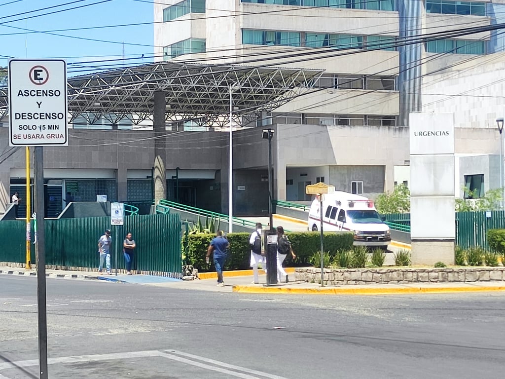 A la Clínica del IMSS ingresó una niña que se golpeó en la cabeza en una guardería.