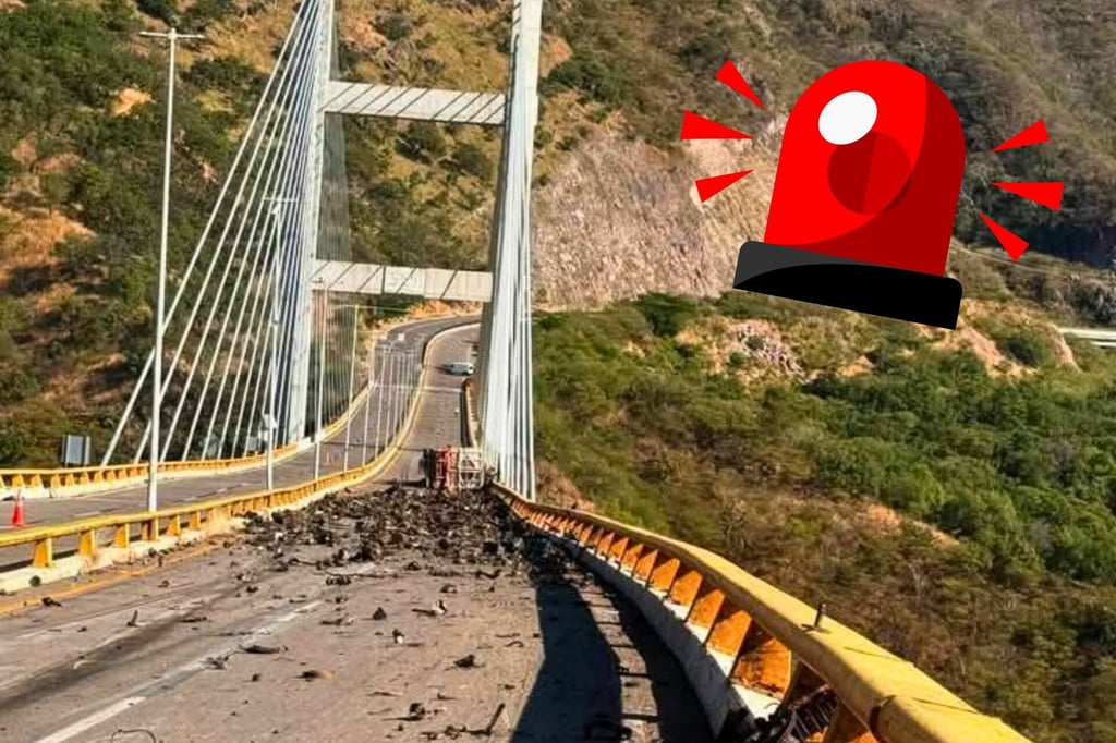 Volcadura e incendio de tráiler dañan tirantes del Puente El Carrizo; reabren 'Súper' tras inspección