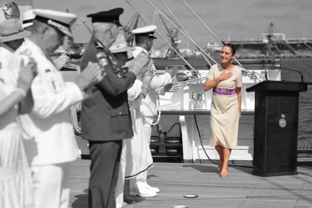 Buque Cuauhtémoc: Sheinbaum lo aborda por primera vez y recuerda a los tripulantes fallecidos