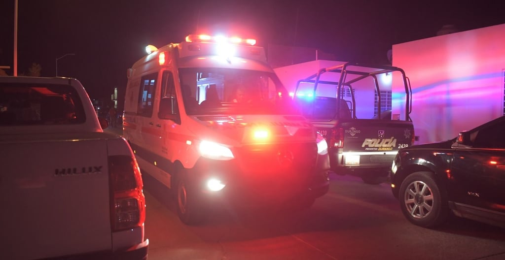 Hecho. Detonaciones dejan un hombre lesionado en la Juan Lira Bracho, fue trasladado a un nosocomio, en donde lo reportaron estable.