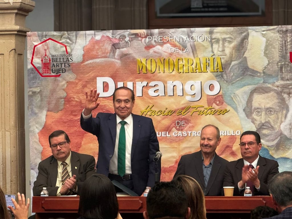 Público. En el evento estuvieron presentes alumnos de secundaria, jóvenes que son precisamente el público ideal para su libro.