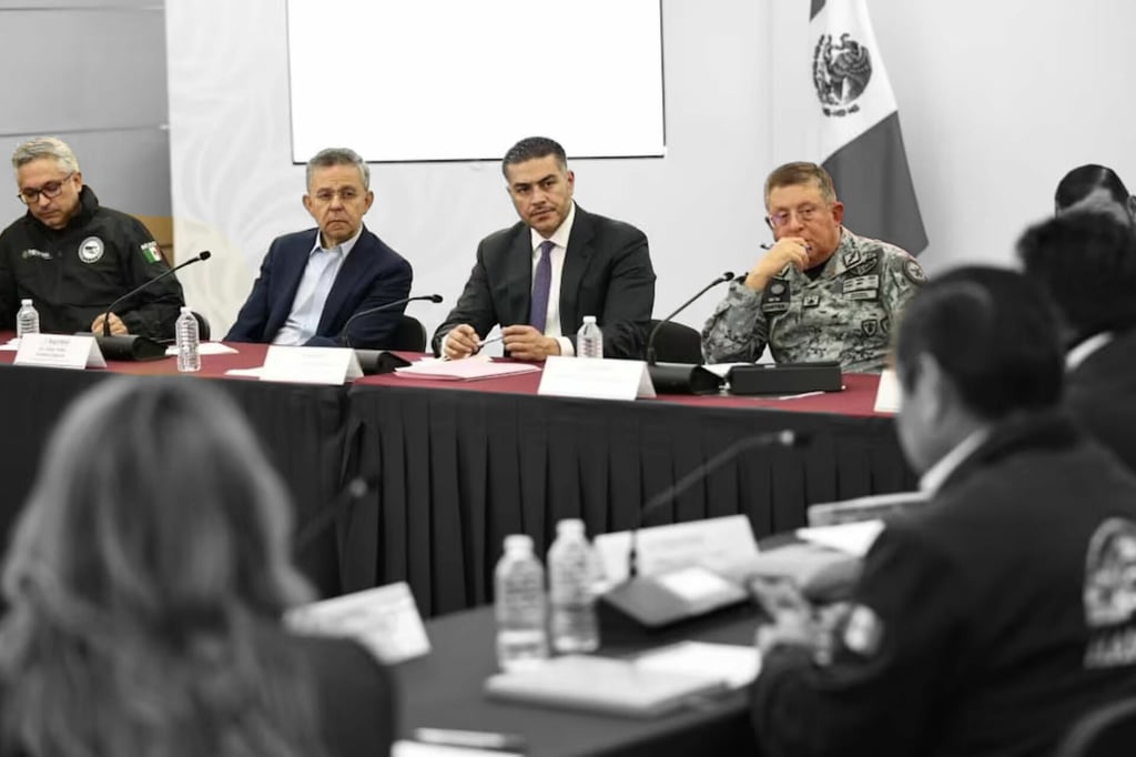 Harfuch acuerda con el autotransporte más operativos de seguridad en carreteras