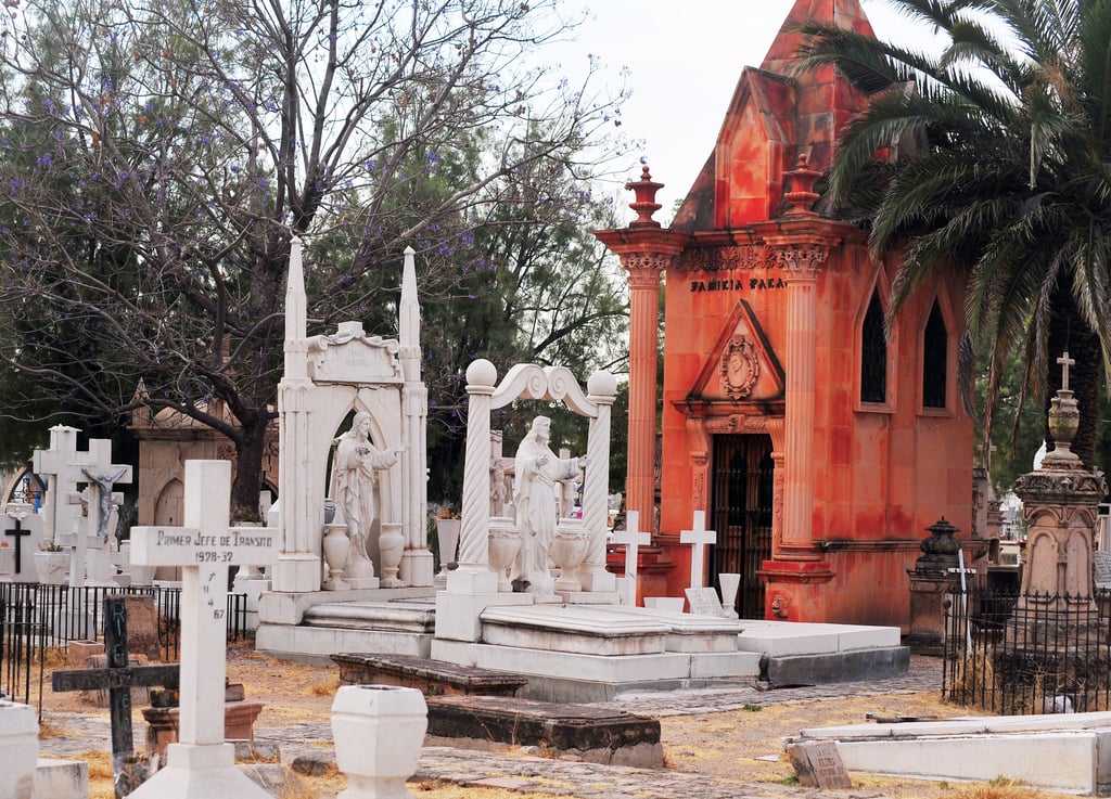 Los panteones antiguos duranguenses guardan innumerables valores