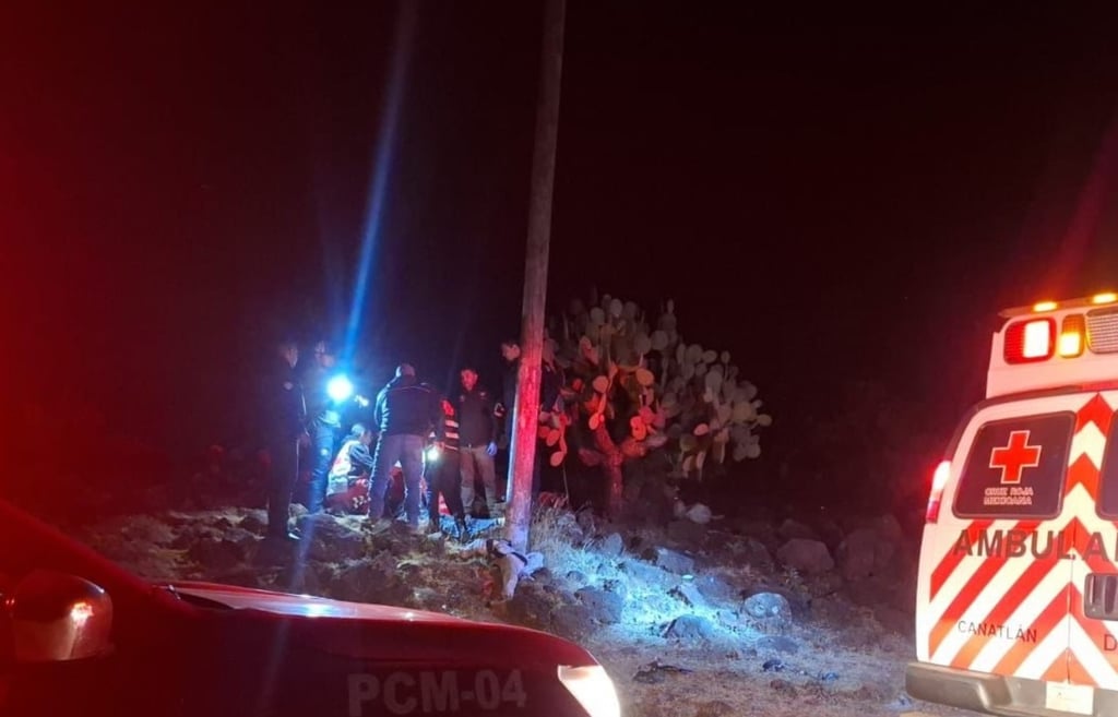 Caso. Un joven motociclista perdió la vida en el municipio de Canatlán, después de sufrir un accidente vial en su motocicleta; se cree que se le atravesó un perro.