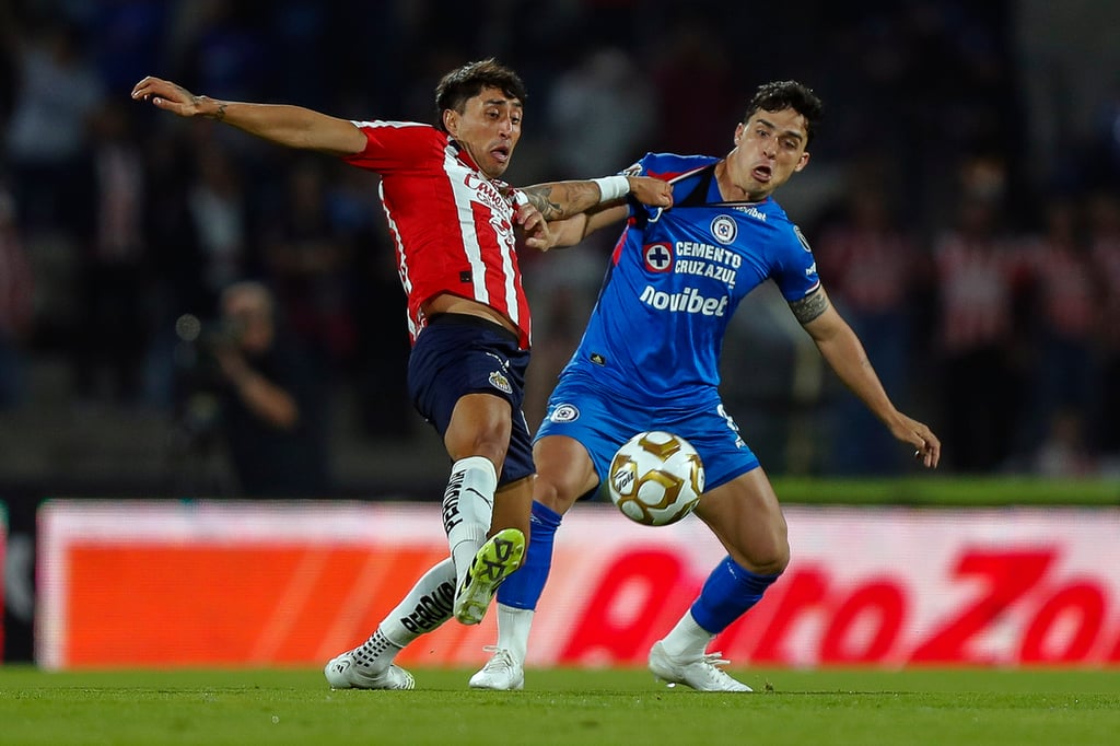 Orgullo. Diana Ordóñez fue reconocida como la Mejor Jugadora del Torneo y la portera de Tigres, Cecilia Santiago, recibió el premio a Mejor Guardameta.