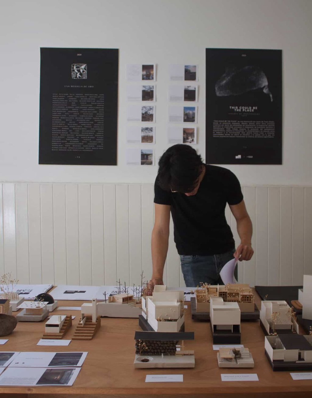 Arte duranguense. Con esta exposición, el arquitecto Herrera se suma a la lista de jóvenes artistas que quieren darse a destacar en el estado de Durango.