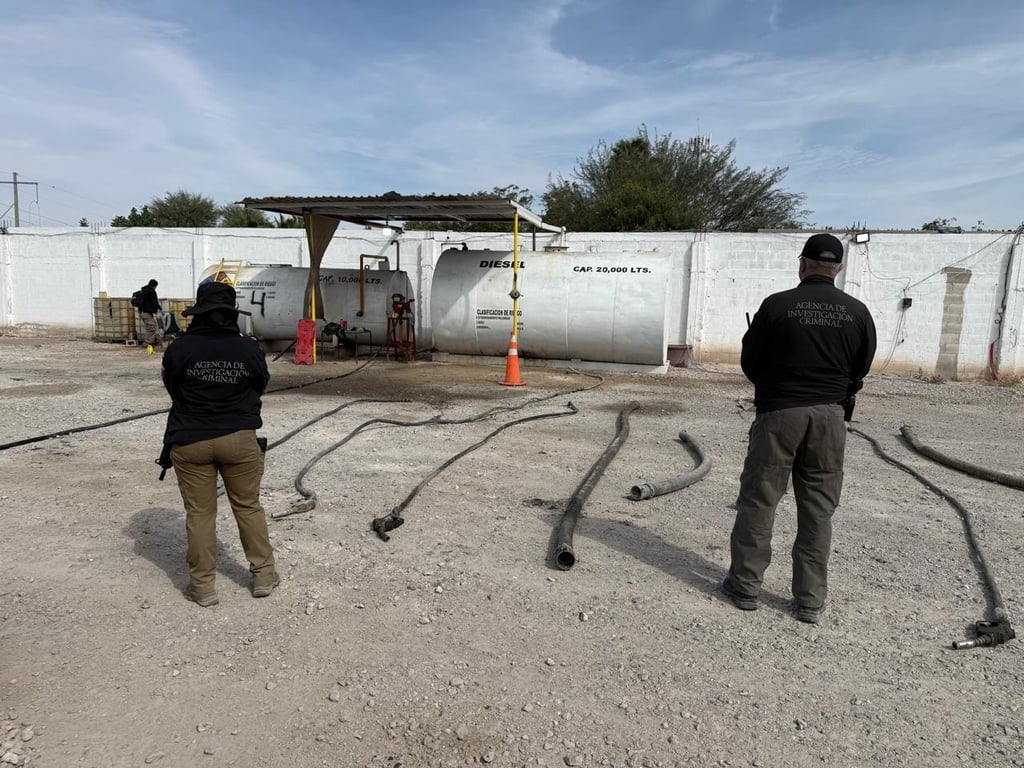 Acción. Aseguraron más de seis mil litros de hidrocarburo durante un cateo en Gómez Palacio.
