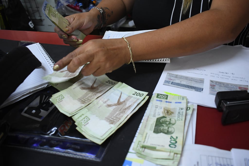 Aumento. Se aprobó un incremento al salario mínimo del 13 por ciento, para quedar en 315.04 pesos diarios, de manera general.