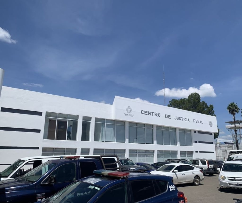 Infome. La versión de la Fiscalía Especializada en Combate a la Corrupción indicó que la persona acusada fue sorprendida en flagrancia por los agentes investigadores.