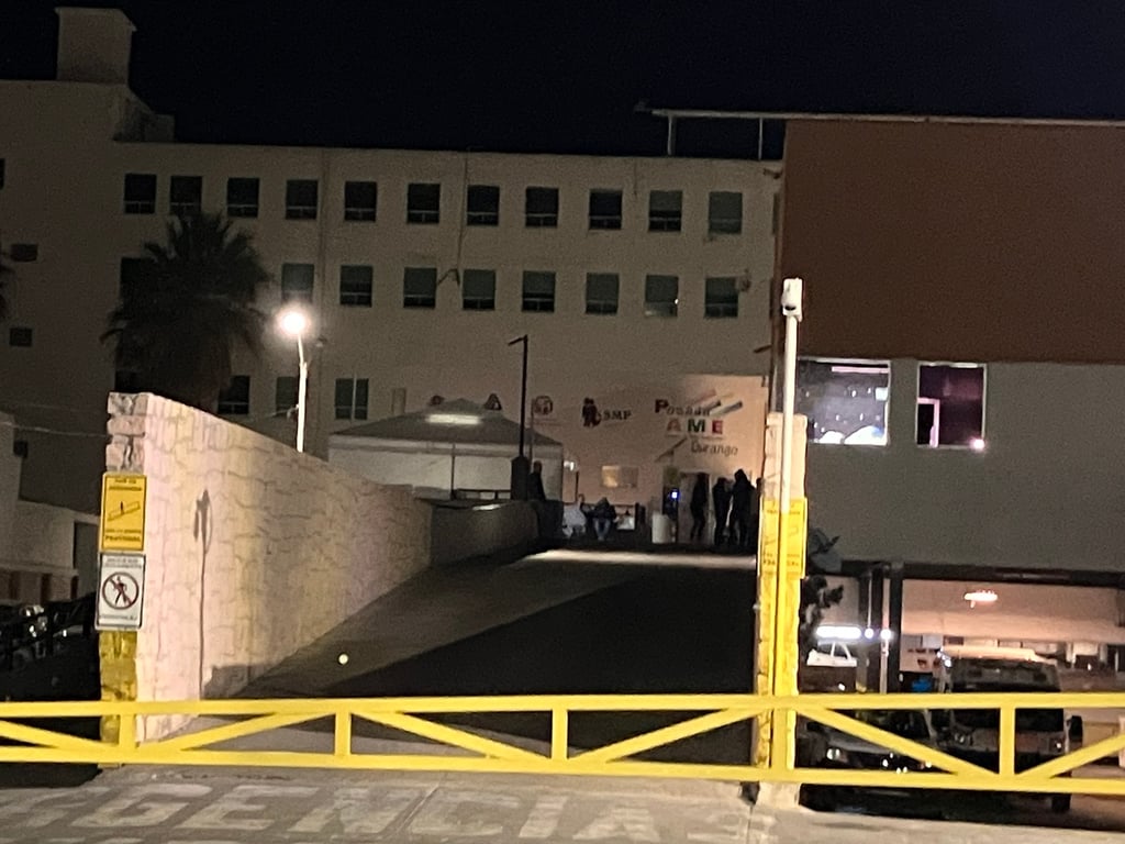 Accidente. Una niña fue atendida en el Hospital Materno Infantil, después de resultar lesionada en un choque del vehículo en el que viajaba con su familia.