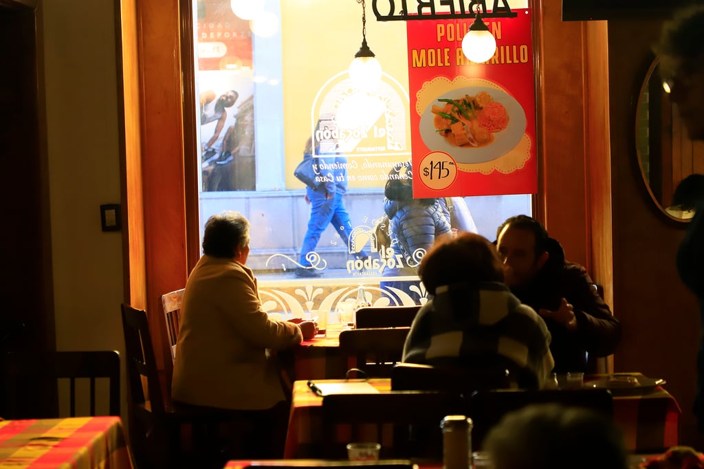 Medidas. El sector restaurantero nacional, junto con otras Cámaras empresariales, prevé llevar a cabo reuniones con legisladores para evitar el aumento al salario de 13%, al argumentar que es superior a la inflación.