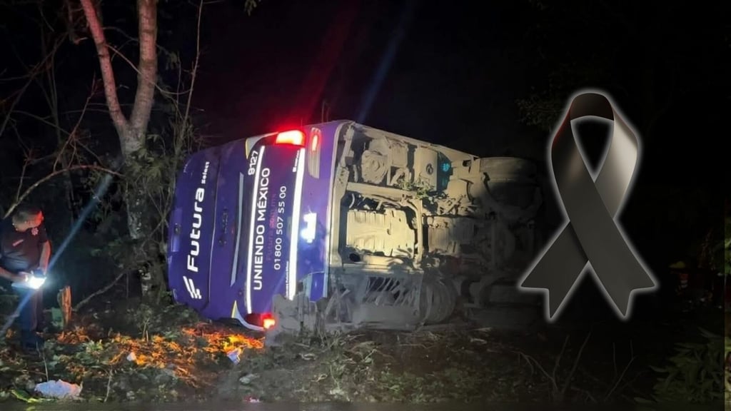 Volcadura de autobús Futura deja 5 fallecidos