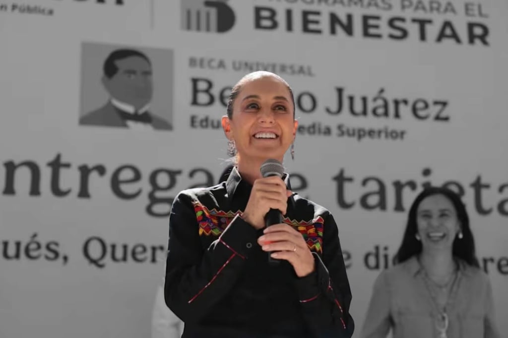 Sheinbaum convoca a jóvenes beneficiarios de becas Benito Juárez a comprometerse con México