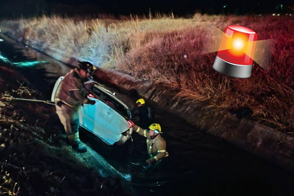 Muere conductor tras caer su automóvil a un canal en fraccionamiento Las Villas