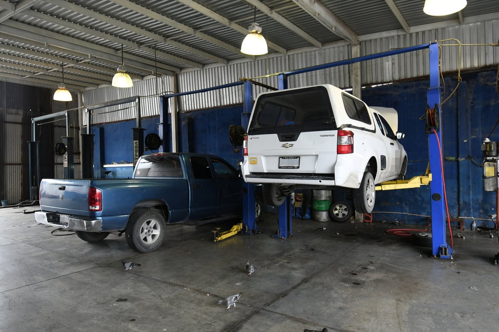 Aranceles. Un mayor costo en refacciones podría derivar en el riesgo de que las personas opten por hacer reparaciones en otros lados de dudosa calidad.