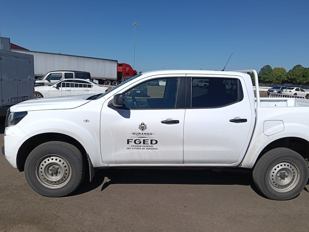 Detalles. Un jovencito murió al quedar prensado por un tractocamión que intentaba reparar en el municipio de Nazas.