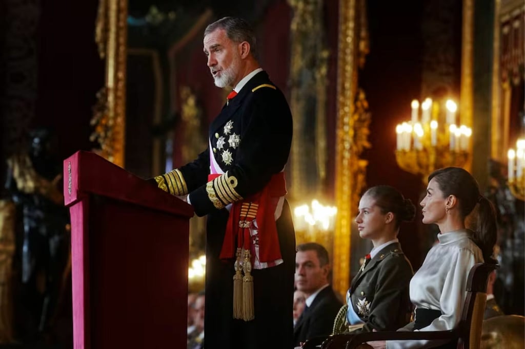Felipe VI, rey de España, advierte 'crisis de confianza' en las democracias
