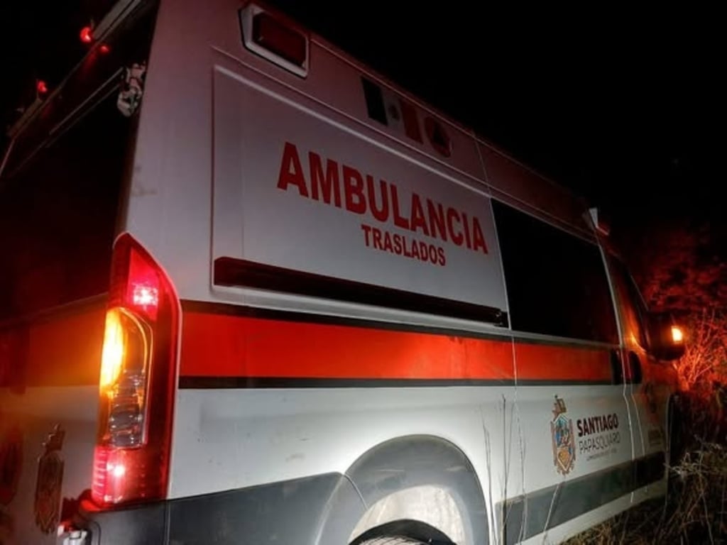 Accidente. Cinco lesionados dejó un choque de ambulancia en la Francisco Zarco, en el cual participaron además una camioneta particular y una motocicleta.