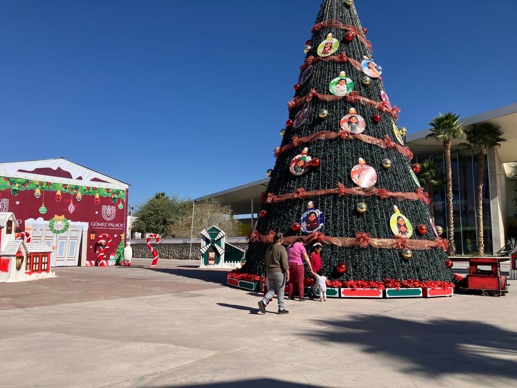 De acuerdo con Benjamín Atilano, titular de Servicios Públicos Municipales, han sido miles los ciudadanos que han acudido a este lugar.